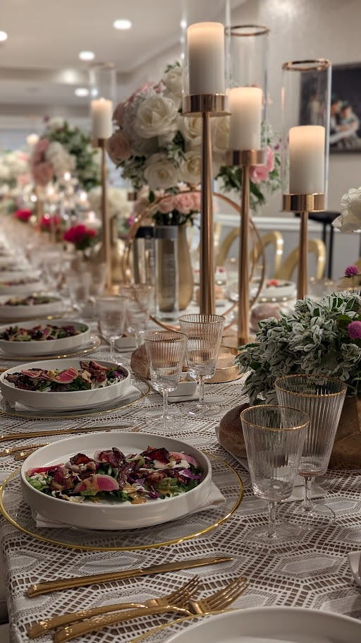 Candlelit tablescape with gold accents
